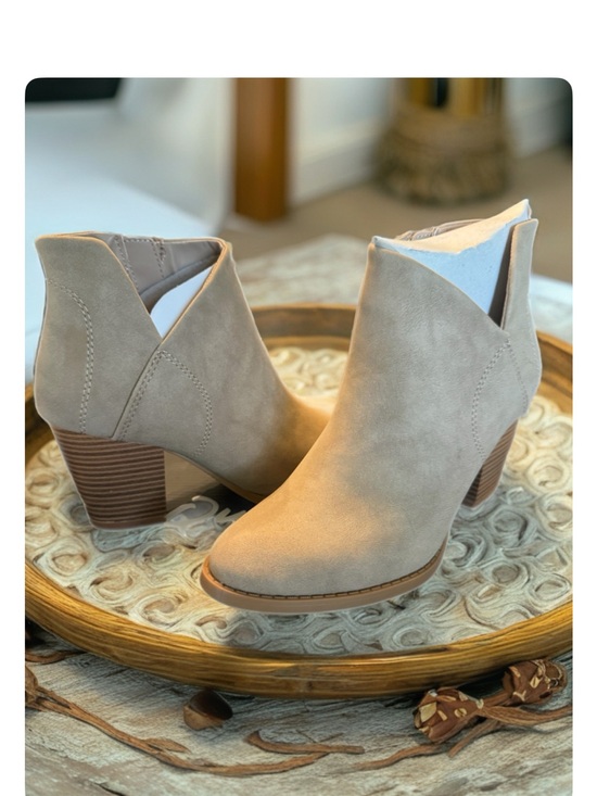 Qupid Shoes - Qupid Taupe Suede-Look Ankle Booties with Stacked Heel